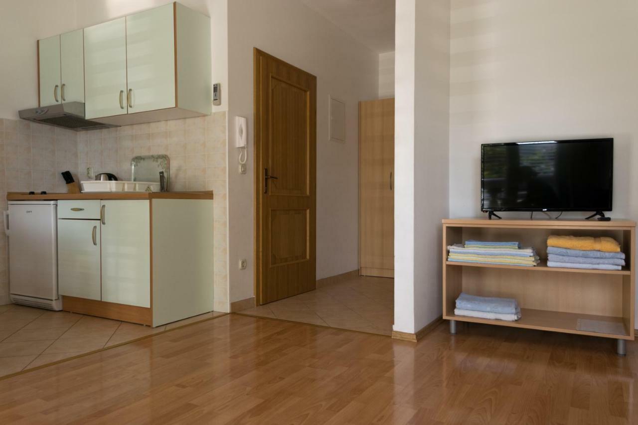 House Vera Baška Voda Eksteriør billede