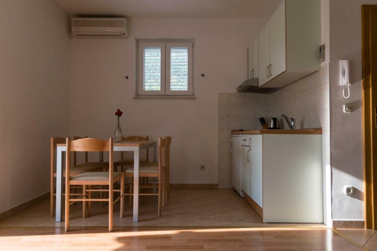 House Vera Baška Voda Eksteriør billede