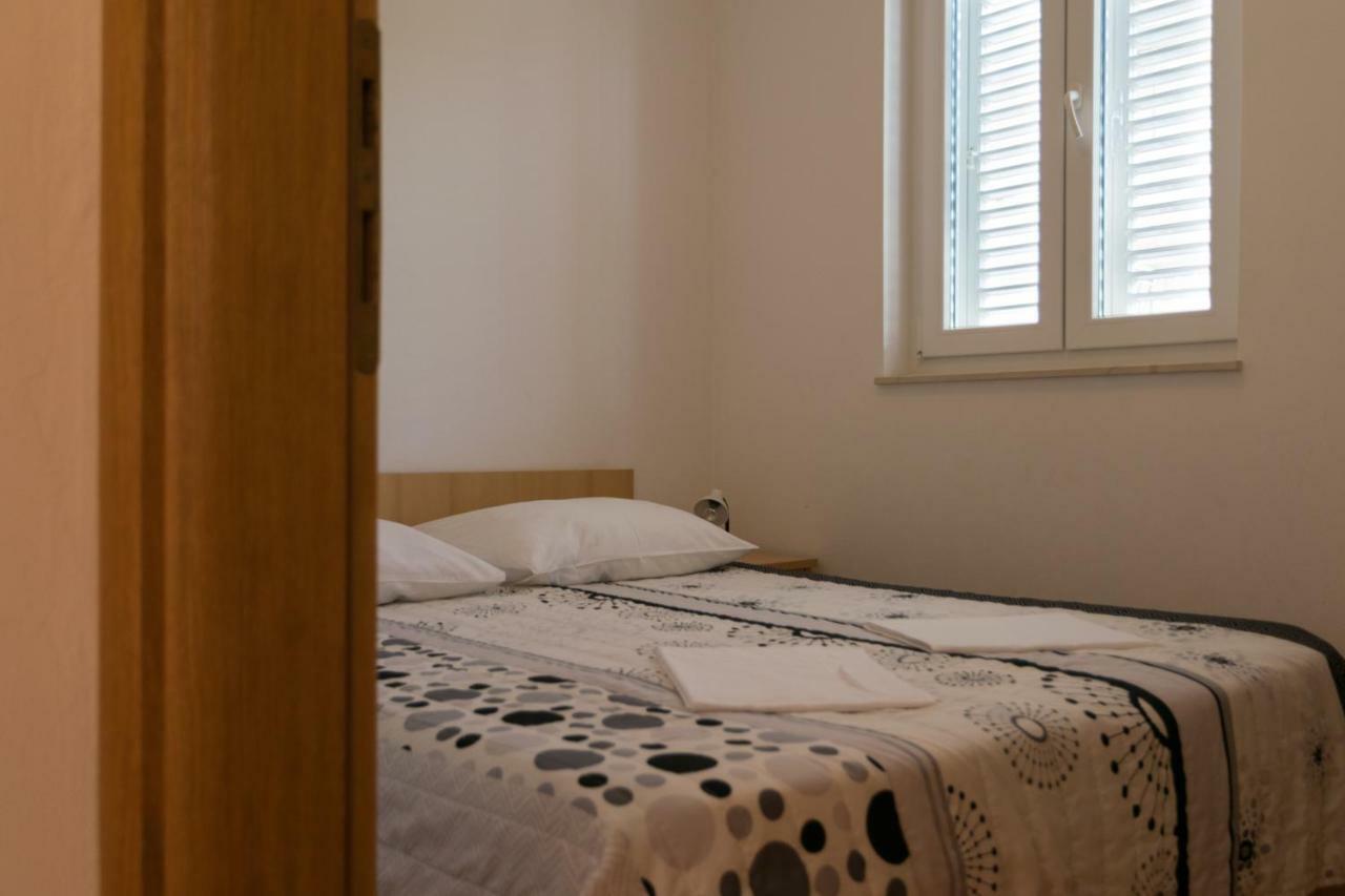 House Vera Baška Voda Eksteriør billede